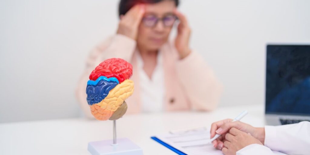 Parkinson-Demenz betrifft etwa 40 % aller Parkinson-Patienten.